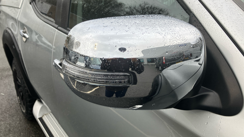 Mitsubishi L200 Lwb Lb Diesel Double Cab DI-D 178 Barbarian 4WD Auto